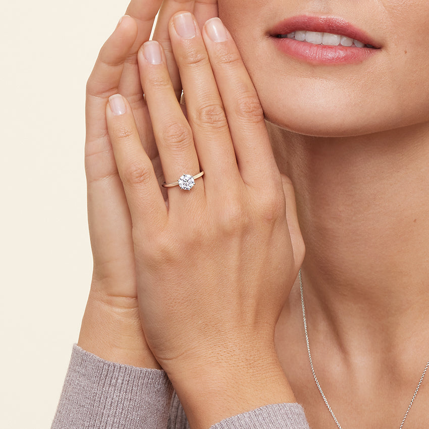 Anillo clásico 6 puntas